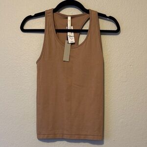 Babaton Aritzia Seamless Tank Top